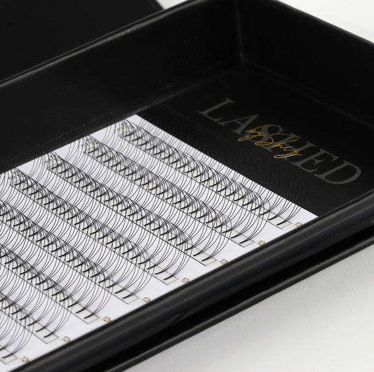 3D Premade Fans - Short Stem - D Curl - 0.07